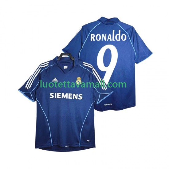 Miehet Real Madrid Ronaldo 9 Retro 2005 2006 Lyhythihainen Fanipaita ,Vieras