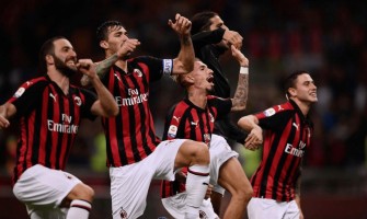 Uusi päävalmentaja Rúben Amorim johtaa AC Milanin harjoitusleiriä